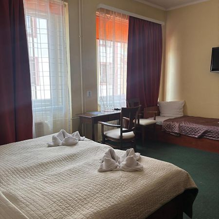 Hotel Bila Ruze Pisek  Luaran gambar