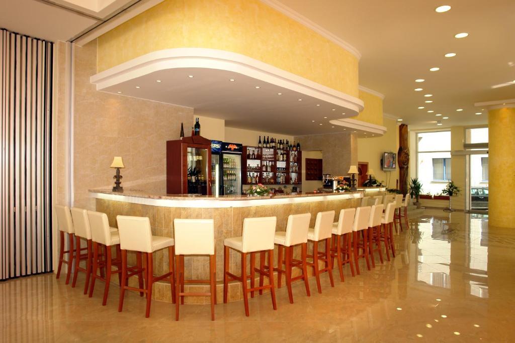 Hotel Bila Ruze Pisek  Luaran gambar