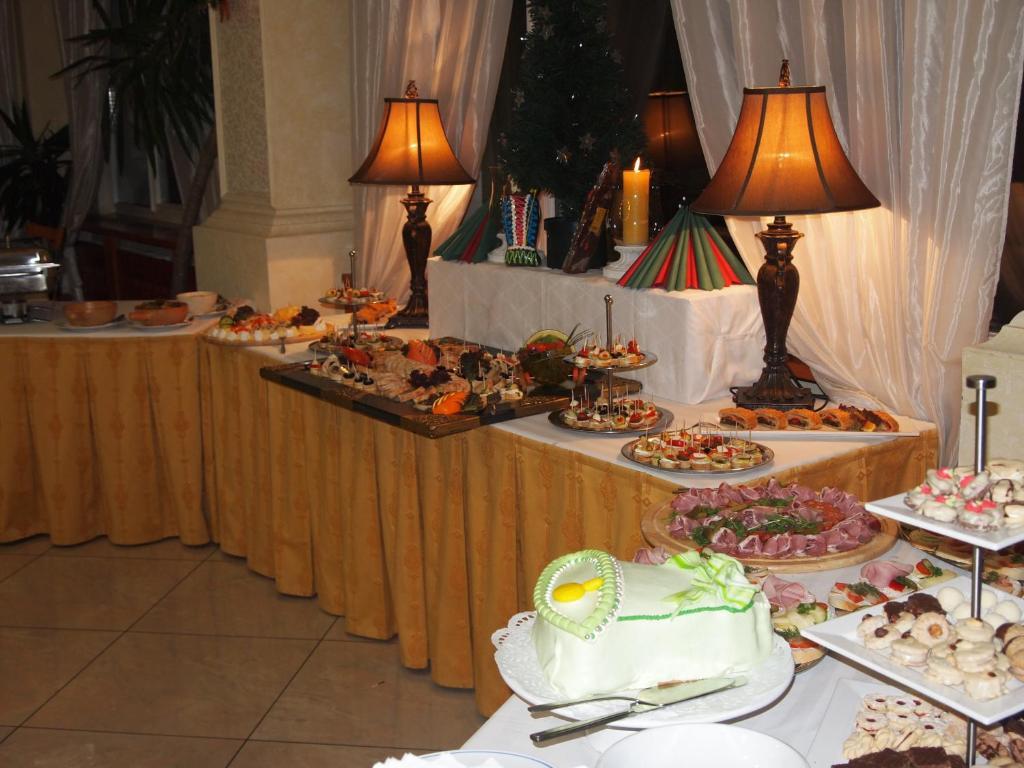 Hotel Bila Ruze Pisek  Luaran gambar
