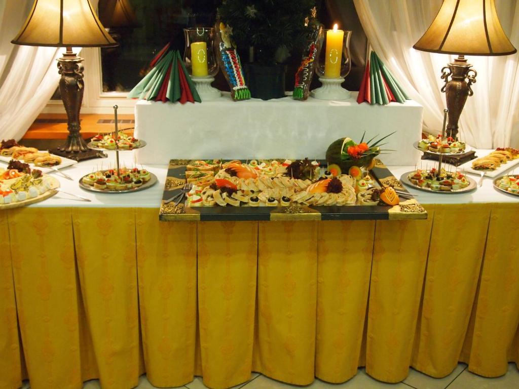 Hotel Bila Ruze Pisek  Luaran gambar
